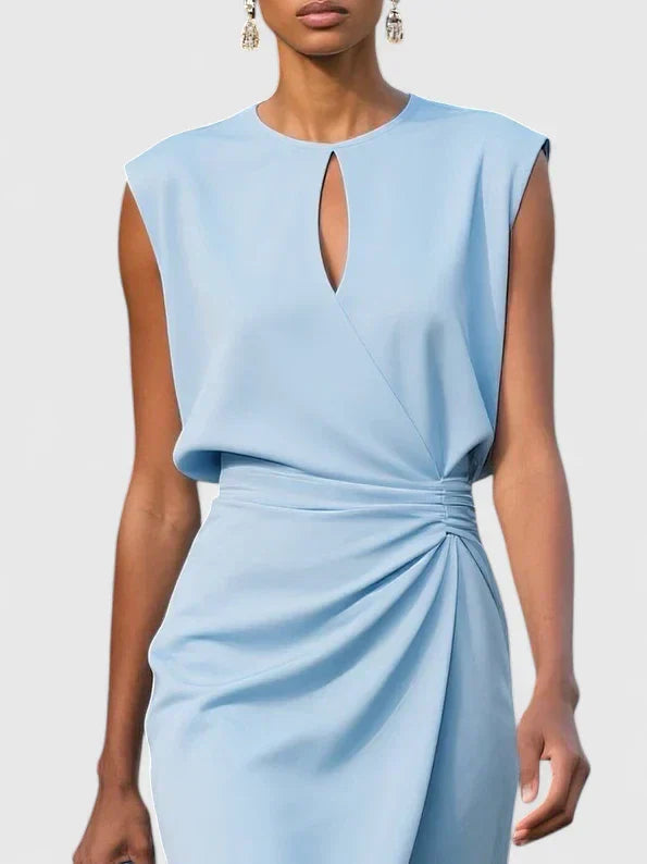 Lisandrah Sleek Bodycon Dress